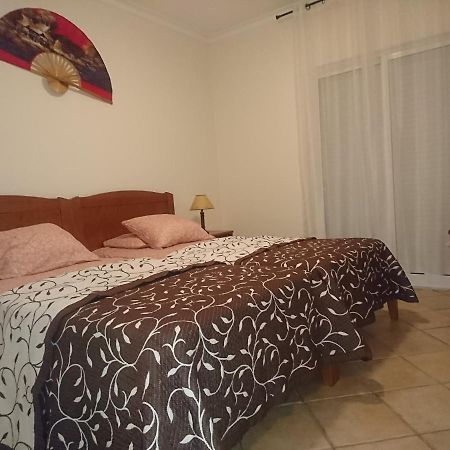 Cabanas De Tavira Gomeira, Bottom Floor 2 Bedroom Apartment Close To The Ocean Екстериор снимка